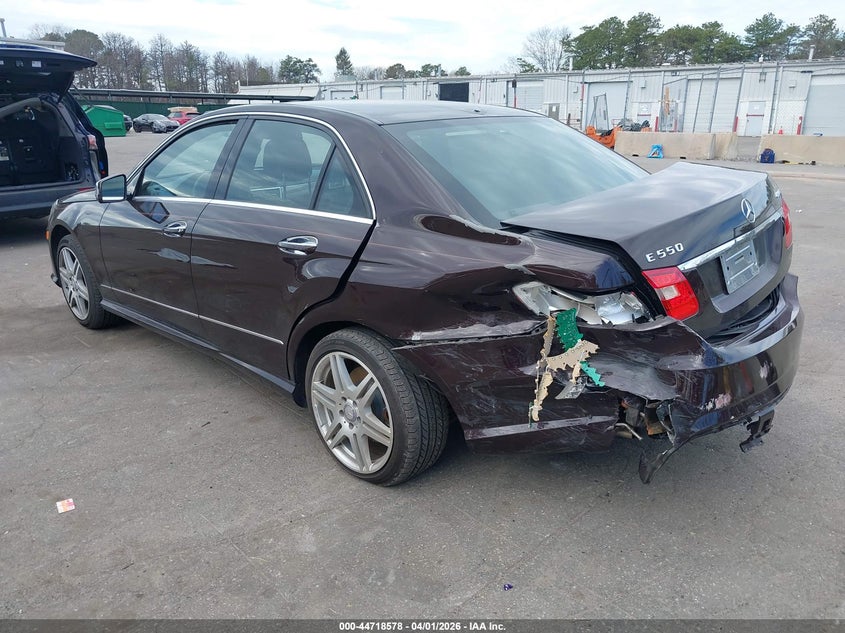 2010 Mercedes-benz E-klasse VIN WDDHF9AB1AA214955 IAAI salvage auction — REAR END, Mv-907A (New York), sold $2,150 on 2026-07-28 (photo 3)