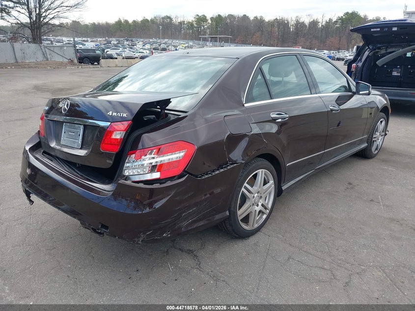 2010 Mercedes-benz E-klasse VIN WDDHF9AB1AA214955 IAAI salvage auction — REAR END, Mv-907A (New York), sold $2,150 on 2026-07-28 (photo 4)