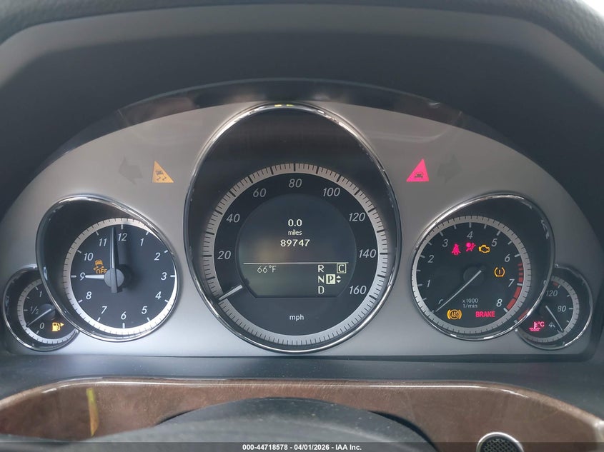 2010 Mercedes-benz E-klasse VIN WDDHF9AB1AA214955 IAAI salvage auction — REAR END, Mv-907A (New York), sold $2,150 on 2026-07-28 (photo 7)