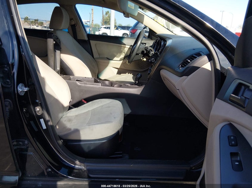2013 Kia Optima VIN 5XXGM4A75DG217389 IAAI salvage auction — THEFT, Salvage (Nevada), sold $625 on 2026-07-31 (photo 5)