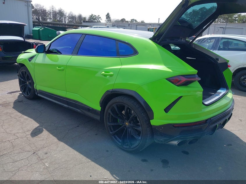 2022 Lamborghini Urus VIN ZPBUA1ZL7NLA16521 IAAI salvage auction — FRONT END, Wait Title, sold $102,500 on 2026-07-14 (photo 3)