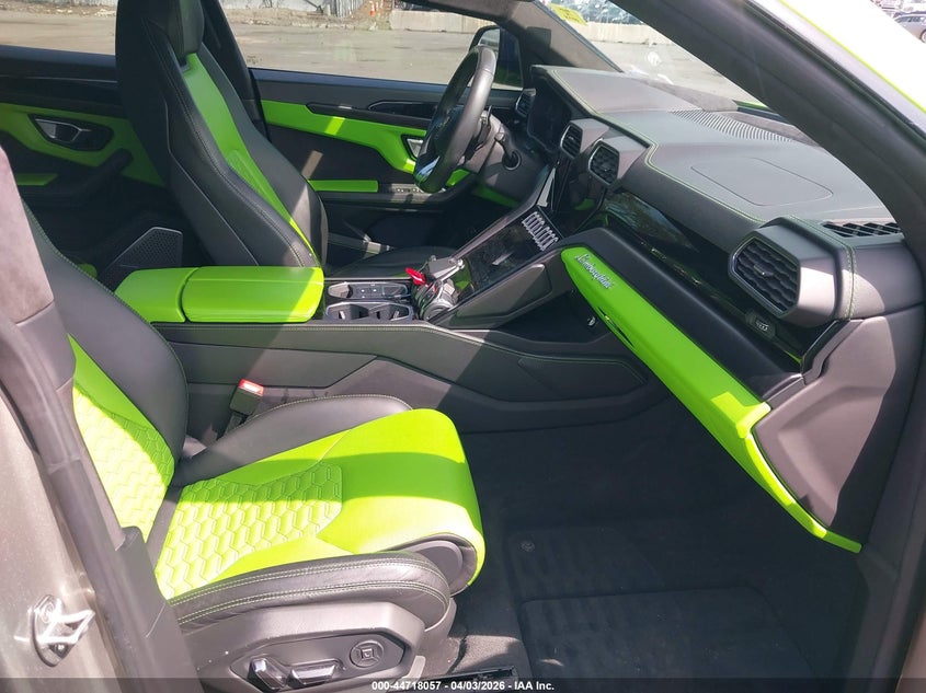 2022 Lamborghini Urus VIN ZPBUA1ZL7NLA16521 IAAI salvage auction — FRONT END, Wait Title, sold $102,500 on 2026-07-14 (photo 5)