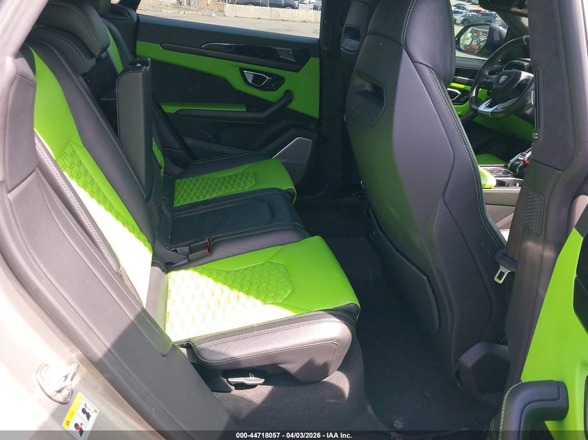 2022 Lamborghini Urus VIN ZPBUA1ZL7NLA16521 IAAI salvage auction — FRONT END, Wait Title, sold $102,500 on 2026-07-14 (photo 8)