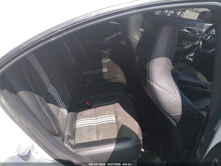 2018 Mercedes-benz Cla-klasse VIN WDDSJ4GB3JN535807 IAAI salvage auction — UNKNOWN, Wait Title, sold $5,000 on 2026-07-19 (photo 8)