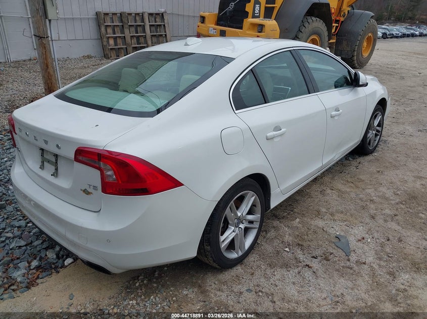 2015 Volvo S60 VIN YV126MFK6F1361107 IAAI salvage auction — FRONT END, Salvage (New Hampshire), sold $550 on 2026-07-14 (photo 4)