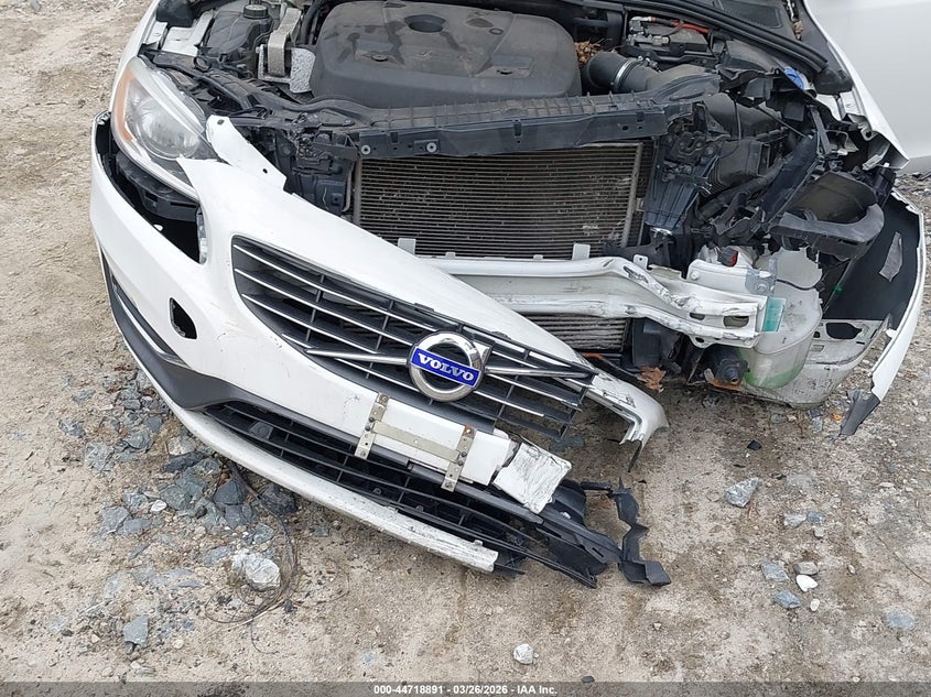 2015 Volvo S60 VIN YV126MFK6F1361107 IAAI salvage auction — FRONT END, Salvage (New Hampshire), sold $550 on 2026-07-14 (photo 6)