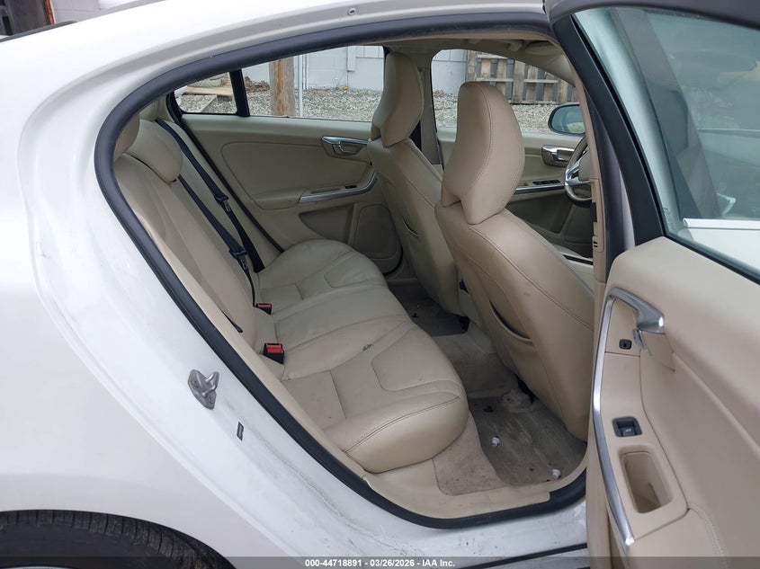 2015 Volvo S60 VIN YV126MFK6F1361107 IAAI salvage auction — FRONT END, Salvage (New Hampshire), sold $550 on 2026-07-14 (photo 8)