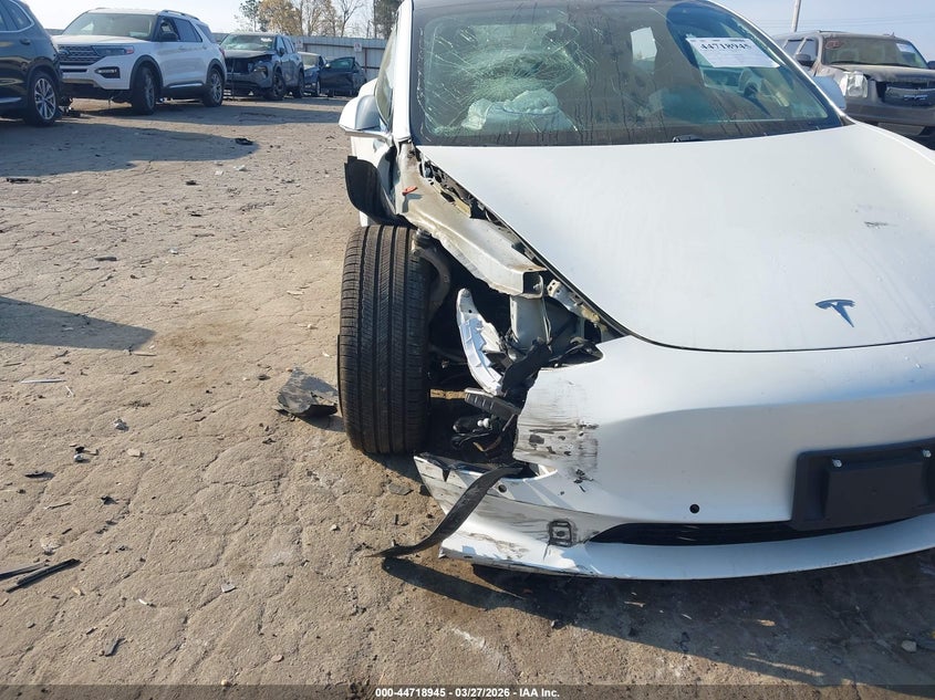 2020 Tesla Model 3 VIN 5YJ3E1EA2LF590472 IAAI salvage auction — FRONT END, Wait Title, sold $3,750 on 2026-07-16 (photo 6)