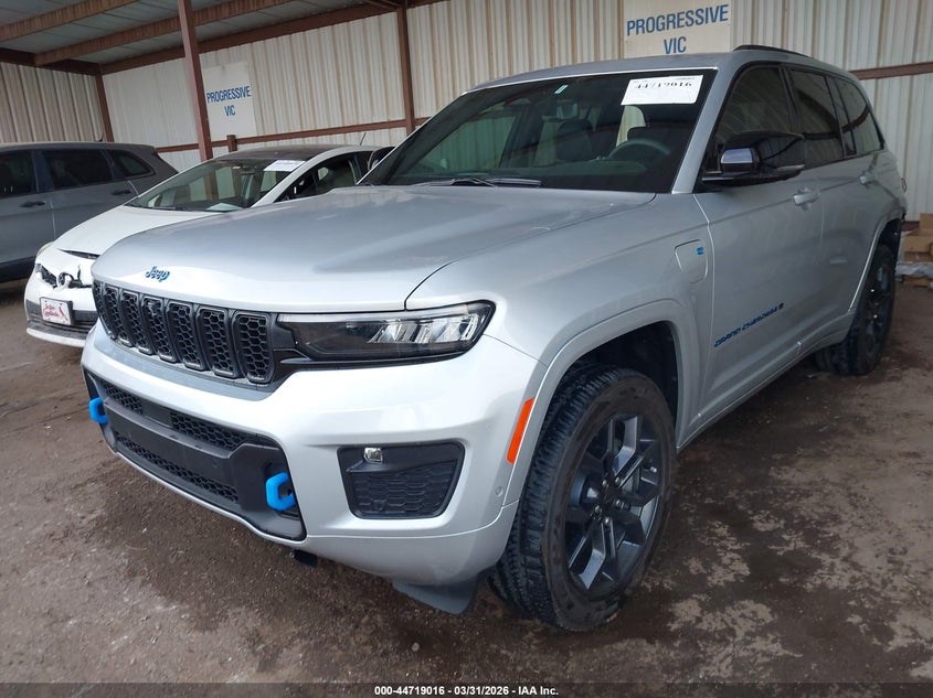 2024 Jeep Grand cherokee VIN 1C4RJYB60R8619880 IAAI salvage auction — REAR END, Clear (Oklahoma), sold $18,550 on 2026-07-29 (photo 2)