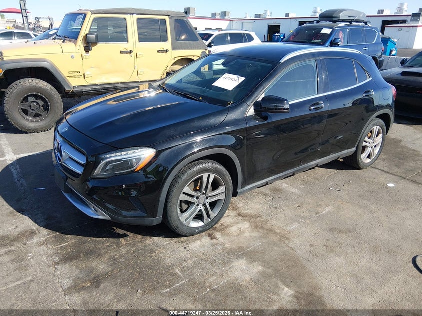 2015 Mercedes-benz Gla-klasse VIN WDCTG4GB5FJ071392 IAAI salvage auction — NORMAL WEAR, Salvage (Texas), sold $3,000 on 2026-07-17 (photo 2)