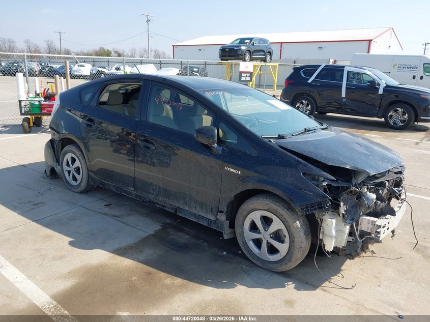2011 Toyota Prius VIN JTDKN3DU4B5315978 IAAI salvage auction — LEFT FRONT, Clear (Indiana), sold $675 on 2026-07-17 (photo 1)