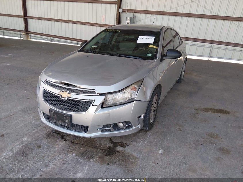 2014 Chevrolet Cruze VIN 1G1PA5SH1E7418263 IAAI salvage auction — FRONT END, Wait Title, sold $525 on 2026-07-09 (photo 2)
