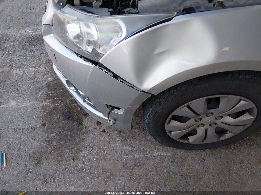 2014 Chevrolet Cruze VIN 1G1PA5SH1E7418263 IAAI salvage auction — FRONT END, Wait Title, sold $525 on 2026-07-09 (photo 6)