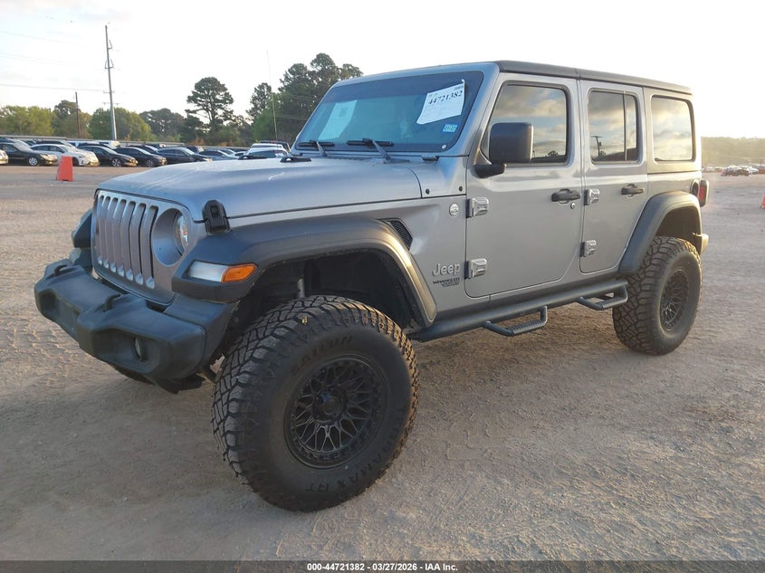 2020 Jeep Wrangler / VIN 1C4HJXDN8LW204691 IAAI salvage auction — RIGHT SIDE, Original (Texas), sold $11,950 on 2026-07-30 (photo 2)