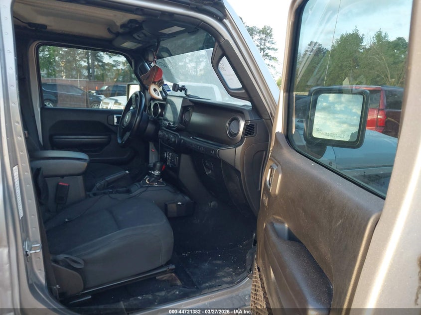 2020 Jeep Wrangler / VIN 1C4HJXDN8LW204691 IAAI salvage auction — RIGHT SIDE, Original (Texas), sold $11,950 on 2026-07-30 (photo 5)