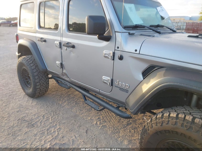 2020 Jeep Wrangler / VIN 1C4HJXDN8LW204691 IAAI salvage auction — RIGHT SIDE, Original (Texas), sold $11,950 on 2026-07-30 (photo 6)