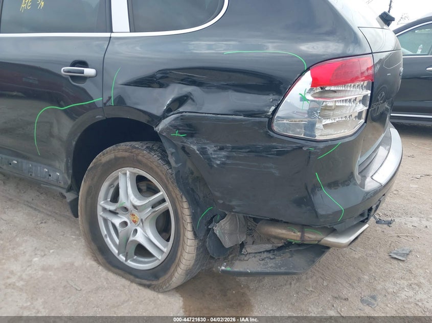 2009 Porsche Cayenne VIN WP1AA29P49LA04625 IAAI salvage auction — LEFT SIDE, Salvage (Texas), sold $400 on 2026-07-29 (photo 6)