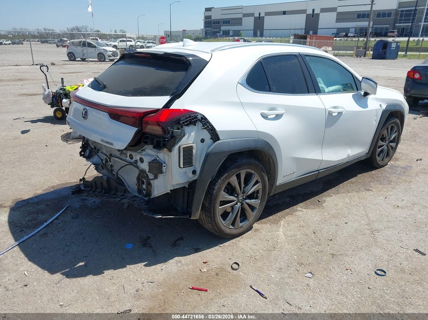 2019 Lexus Ux VIN JTHU9JBH6K2014846 IAAI salvage auction — REAR END, Wait Title, sold $7,500 on 2026-07-07 (photo 4)