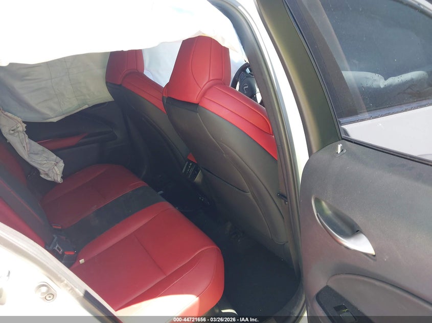 2019 Lexus Ux VIN JTHU9JBH6K2014846 IAAI salvage auction — REAR END, Wait Title, sold $7,500 on 2026-07-07 (photo 8)