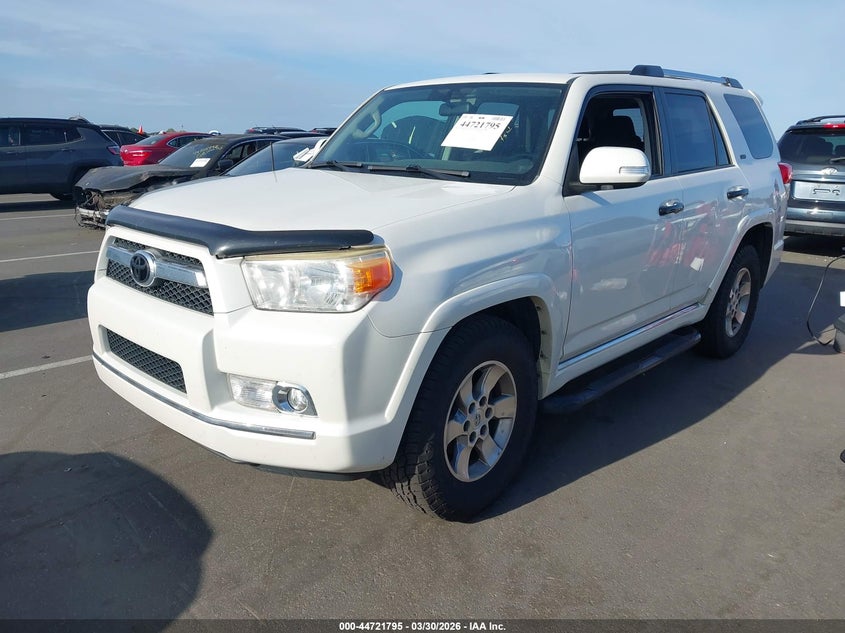 2011 Toyota 4runner VIN JTEZU5JR7B5026909 IAAI salvage auction — REAR END, Salvage (North Carolina), sold $6,500 on 2026-07-15 (photo 2)