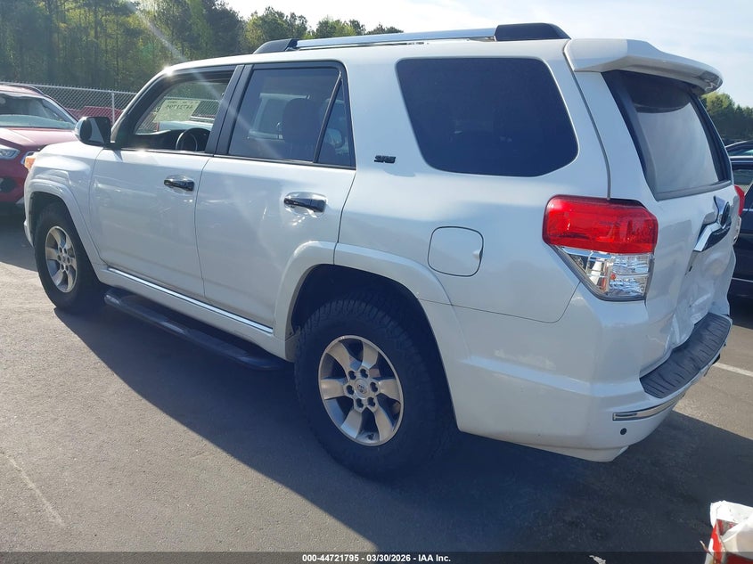 2011 Toyota 4runner VIN JTEZU5JR7B5026909 IAAI salvage auction — REAR END, Salvage (North Carolina), sold $6,500 on 2026-07-15 (photo 3)