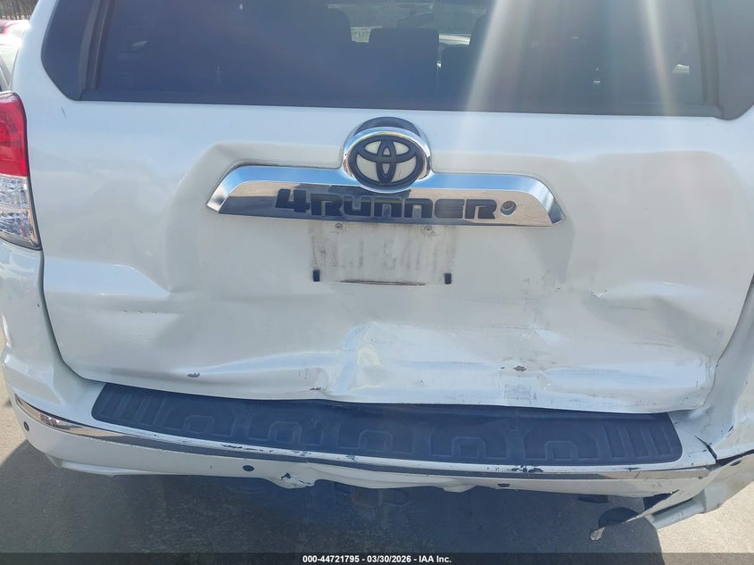 2011 Toyota 4runner VIN JTEZU5JR7B5026909 IAAI salvage auction — REAR END, Salvage (North Carolina), sold $6,500 on 2026-07-15 (photo 6)