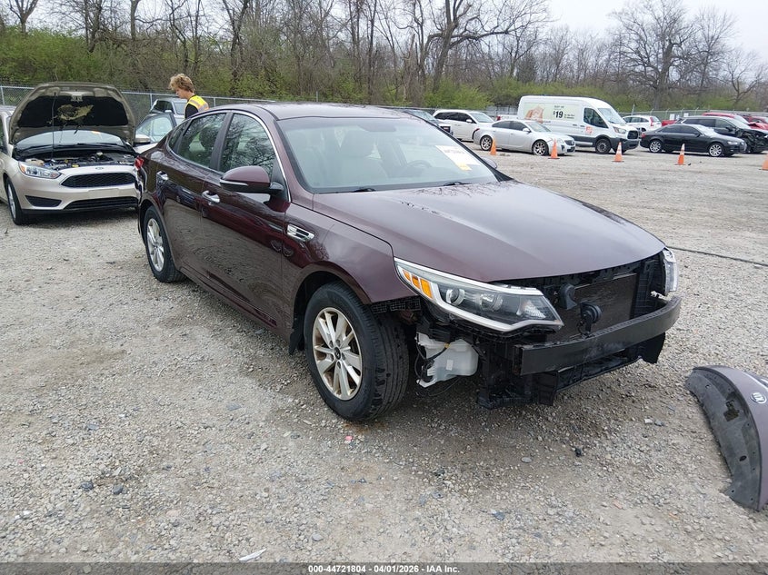 2016 Kia Optima VIN 5XXGT4L3XGG024091 IAAI salvage auction — FRONT END, Wait Title, sold $425 on 2026-07-21 (photo 1)