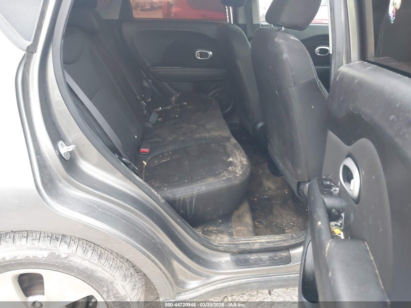 2016 Kia Soul VIN KNDJN2A27G7245171 IAAI salvage auction — FRONT END, Wait Title, sold $625 on 2026-07-15 (photo 8)