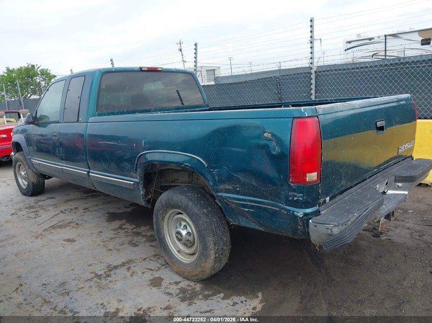 1998 Chevrolet C/k 2500 VIN 1GCGK29J1WE137539 IAAI salvage auction — LEFT & RIGHT, Salvage (California), sold $425 on 2026-07-09 (photo 3)