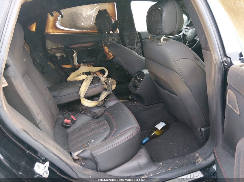2018 Maserati Quattroporte VIN ZAM56YRA1J1281716 IAAI salvage auction — REAR END, Wait Title, sold $3,825 on 2026-07-06 (photo 8)