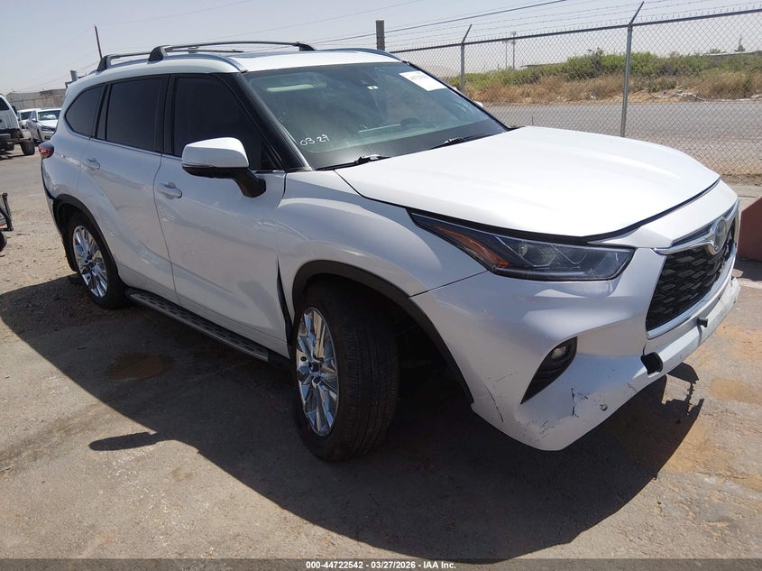 2022 Toyota Highlander VIN 5TDYARAHXNS513477 IAAI salvage auction — LEFT FRONT, Original (Texas), sold $11,000 on 2026-07-22 (photo 1)