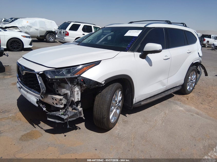 2022 Toyota Highlander VIN 5TDYARAHXNS513477 IAAI salvage auction — LEFT FRONT, Original (Texas), sold $11,000 on 2026-07-22 (photo 2)