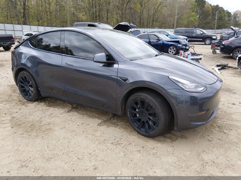 2020 Tesla Model y VIN 5YJYGDEFXLF000628 IAAI salvage auction — LEFT SIDE, Salvage (Georgia), sold $4,725 on 2026-07-09 (photo 1)