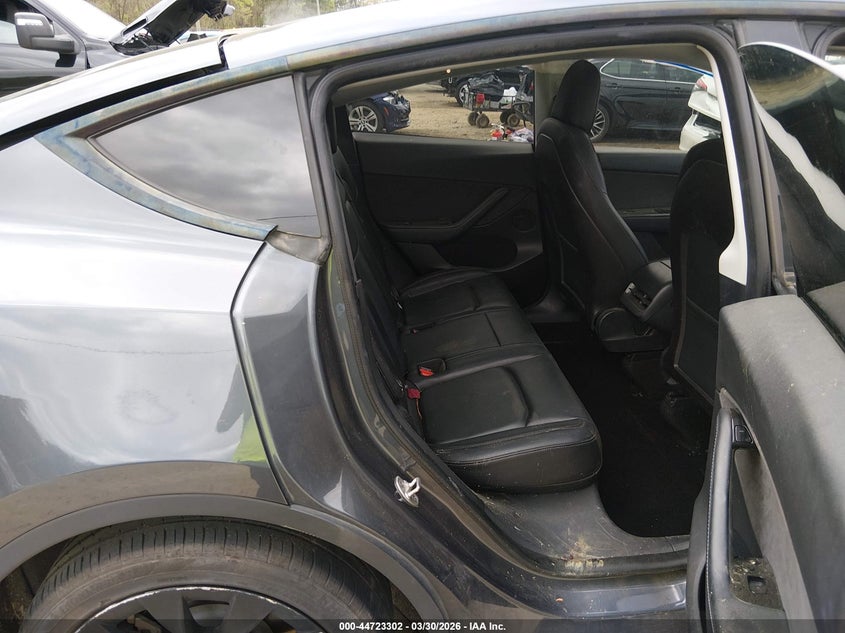2020 Tesla Model y VIN 5YJYGDEFXLF000628 IAAI salvage auction — LEFT SIDE, Salvage (Georgia), sold $4,725 on 2026-07-09 (photo 8)