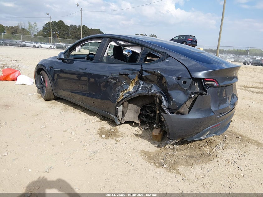 2020 Tesla Model y VIN 5YJYGDEFXLF000628 IAAI salvage auction — LEFT SIDE, Salvage (Georgia), sold $4,725 on 2026-07-09 (photo 3)