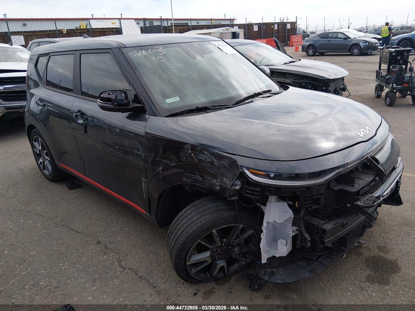 2022 Kia Soul VIN KNDJ53AF2N7805443 IAAI salvage auction — RIGHT SIDE, Salvage (Colorado), sold $3,350 on 2026-07-07 (photo 1)