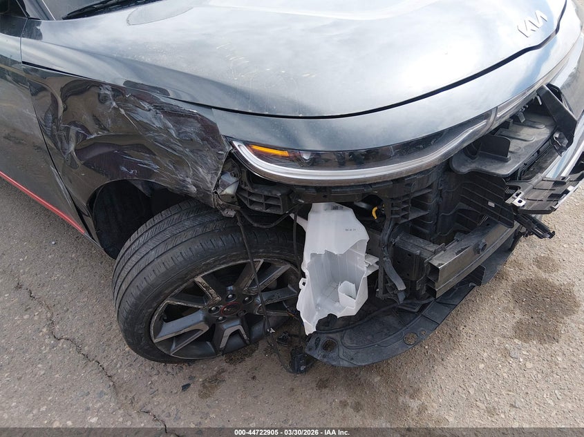 2022 Kia Soul VIN KNDJ53AF2N7805443 IAAI salvage auction — RIGHT SIDE, Salvage (Colorado), sold $3,350 on 2026-07-07 (photo 6)