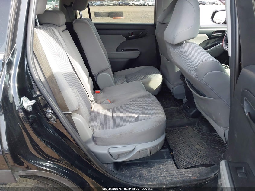 2020 Toyota Highlander VIN 5TDBZRBH7LS045265 IAAI salvage auction — LEFT SIDE, Mv-907A (New York), sold $10,200 on 2026-07-28 (photo 8)