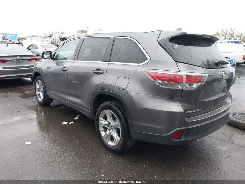 2016 Toyota Highlander VIN 5TDDKRFH1GS331464 IAAI salvage auction — RIGHT SIDE, Salvage (Utah), sold $7,200 on 2026-07-23 (photo 3)