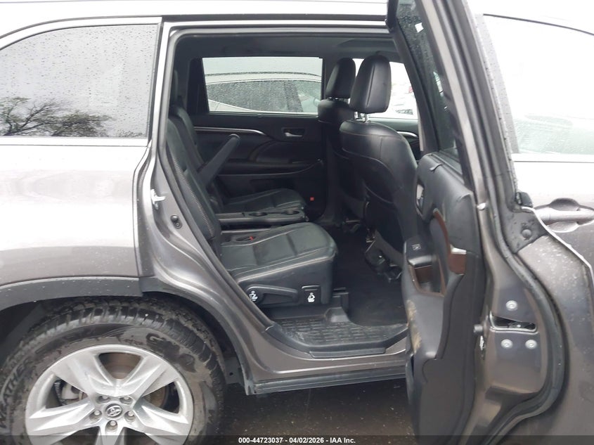 2016 Toyota Highlander VIN 5TDDKRFH1GS331464 IAAI salvage auction — RIGHT SIDE, Salvage (Utah), sold $7,200 on 2026-07-23 (photo 8)