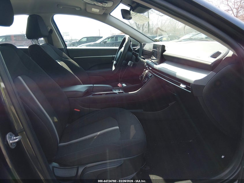 2024 Hyundai Sonata VIN KMHL64JA9RA379786 IAAI salvage auction — SIDE, Salvage (New Jersey), sold $7,900 on 2026-07-30 (photo 5)