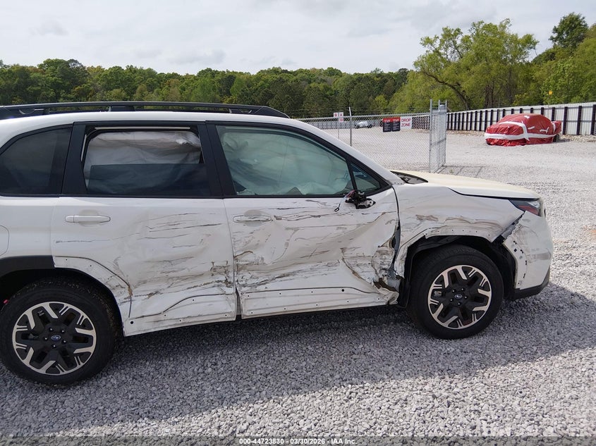 2025 Subaru Forester VIN JF2SLDDC9SH574839 IAAI salvage auction — RIGHT SIDE, Salvage (Alabama), sold $4,500 on 2026-07-16 (photo 6)