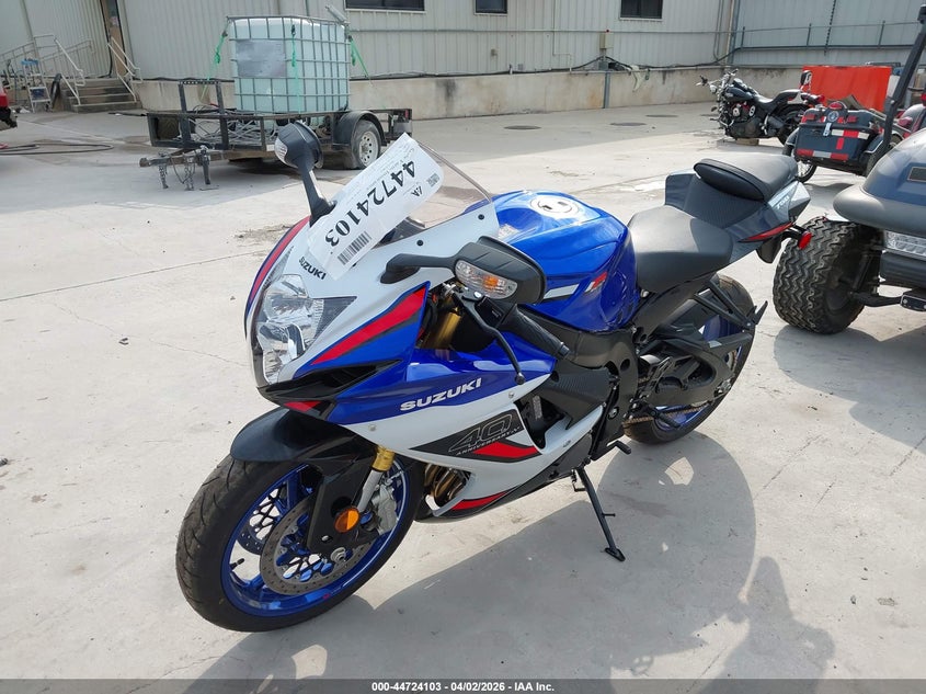 2026 Suzuki Gsx VIN JS1GR7MA8T7100854 IAAI salvage auction — FRONT END, Wait Title, sold $7,300 on 2026-07-13 (photo 2)