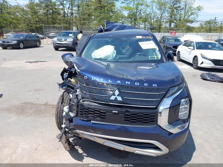 2022 Mitsubishi Outlander VIN JA4J4UA86NZ081913 IAAI salvage auction — BIO HAZARD, Mv-907A (New York), sold $1,925 on 2026-07-07 (photo 6)
