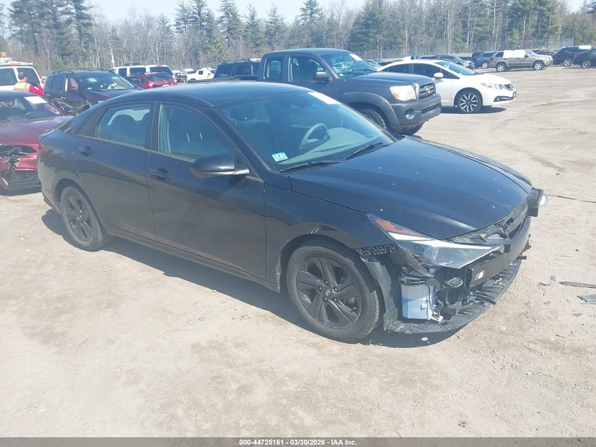 2022 Hyundai Elantra VIN 5NPLM4AG0NH076381 IAAI salvage auction — FRONT END, Wait Title, sold $3,250 on 2026-07-31 (photo 1)