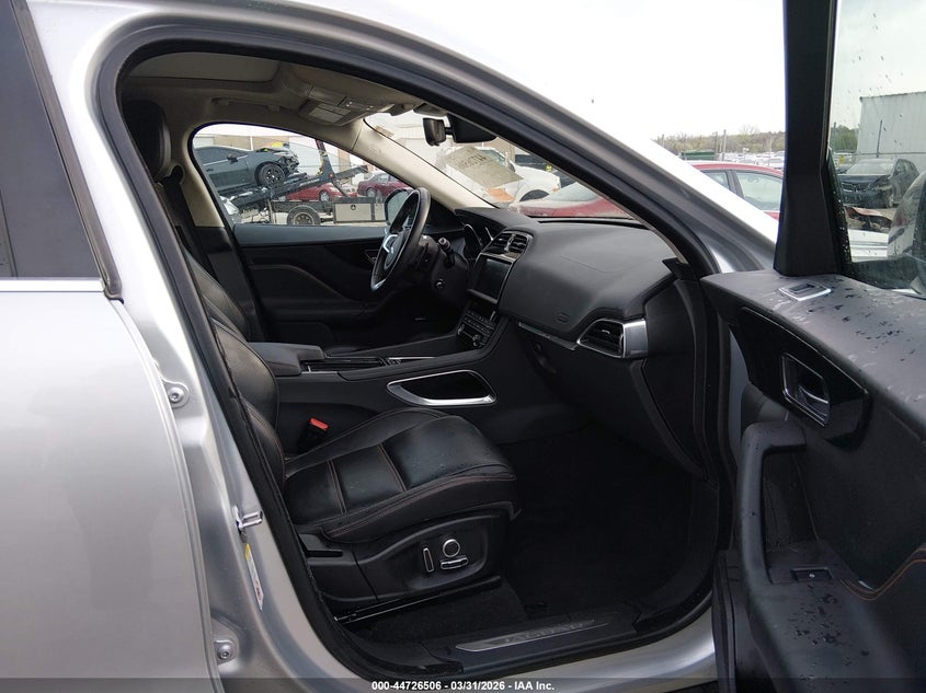 2020 Jaguar F-pace VIN SADCK2GX1LA634829 IAAI salvage auction — FRONT END, Wait Title, sold $6,425 on 2026-09-18 (photo 5)