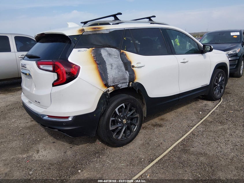 2023 Gmc Terrain VIN 3GKALVEG6PL241707 IAAI salvage auction — SIDE, Wait Title, sold $8,900 on 2026-07-09 (photo 4)