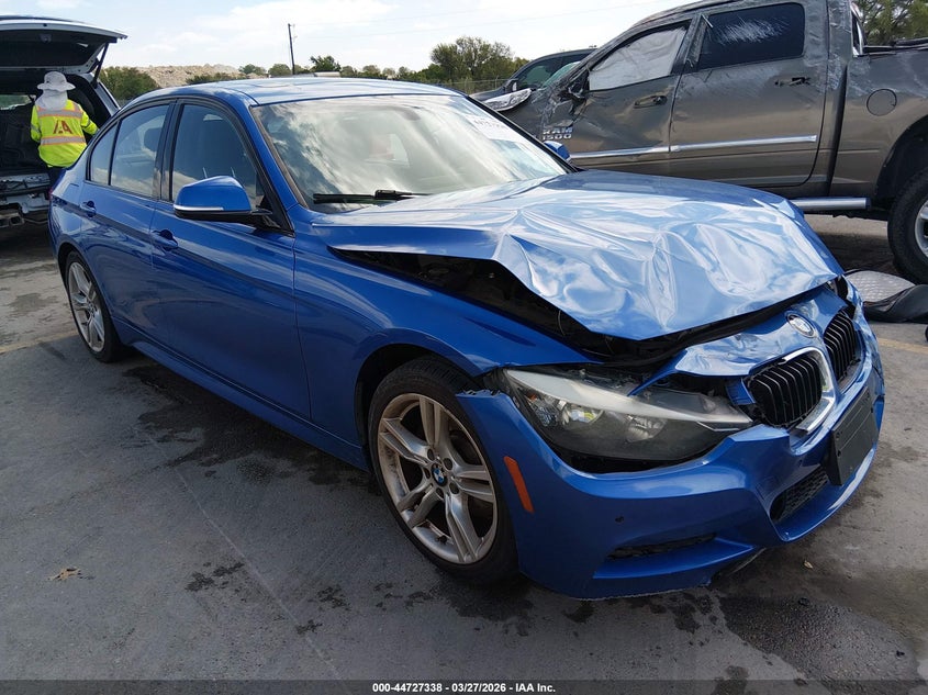 2014 BMW 3er VIN WBA3A5G57ENP27524 IAAI salvage auction — FRONT END, Wait Title, sold $875 on 2026-07-16 (photo 1)