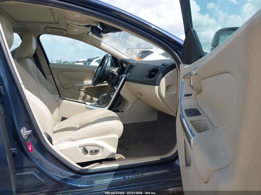 2014 Volvo S60 VIN YV1612FS9E1292710 IAAI salvage auction — FRONT END, Original (Texas), sold $1,675 on 2026-08-13 (photo 5)