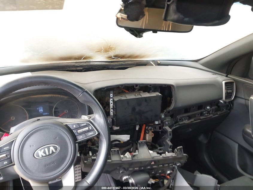 2022 Kia Sportage VIN KNDP6CAC9N7006482 IAAI salvage auction — INTERIOR BURN, Wait Title, sold $2,500 on 2026-07-15 (photo 6)